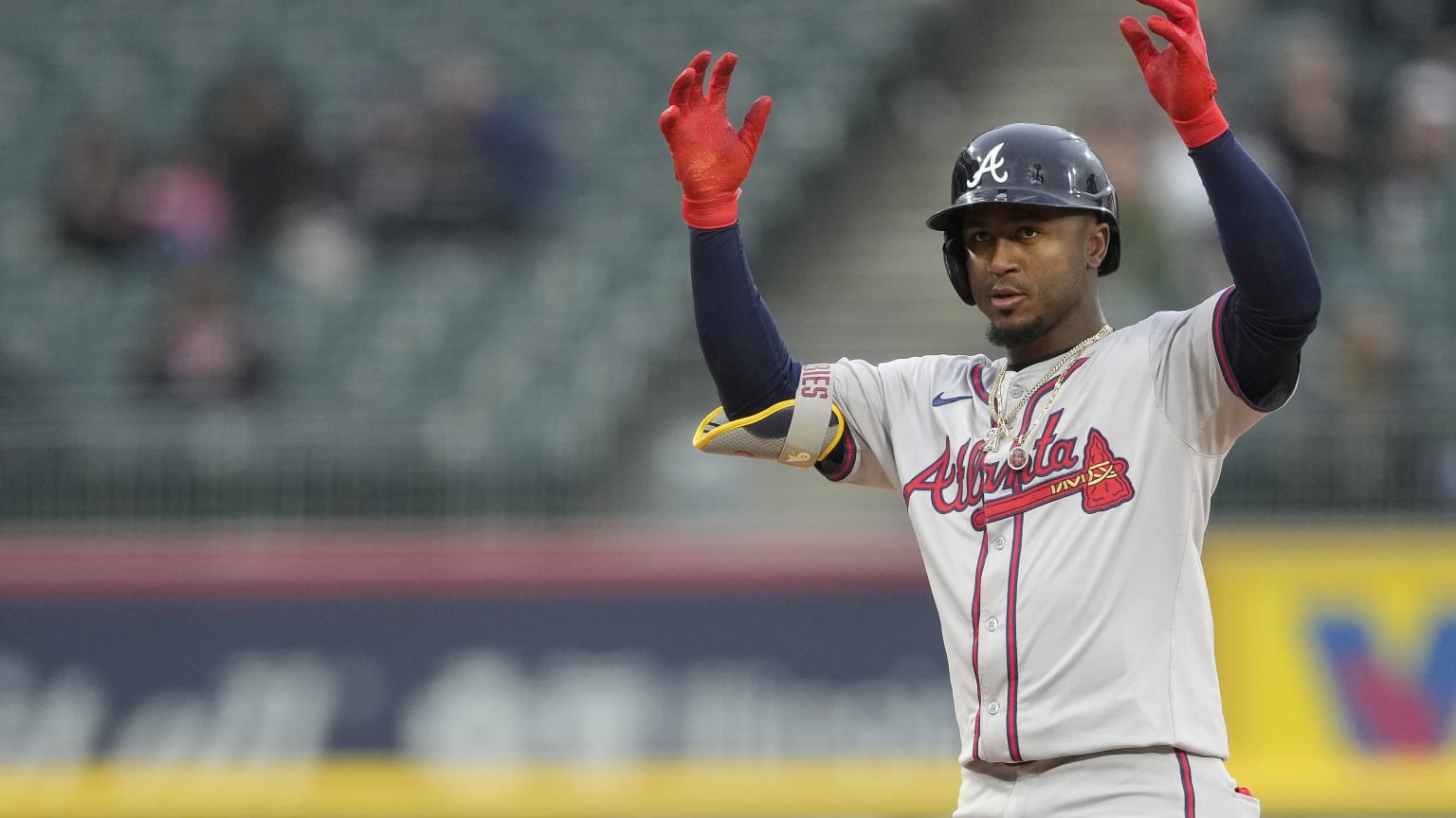 Ozzie Albies plates a run with an RBI double | 04/01/2024 | Atlanta Braves