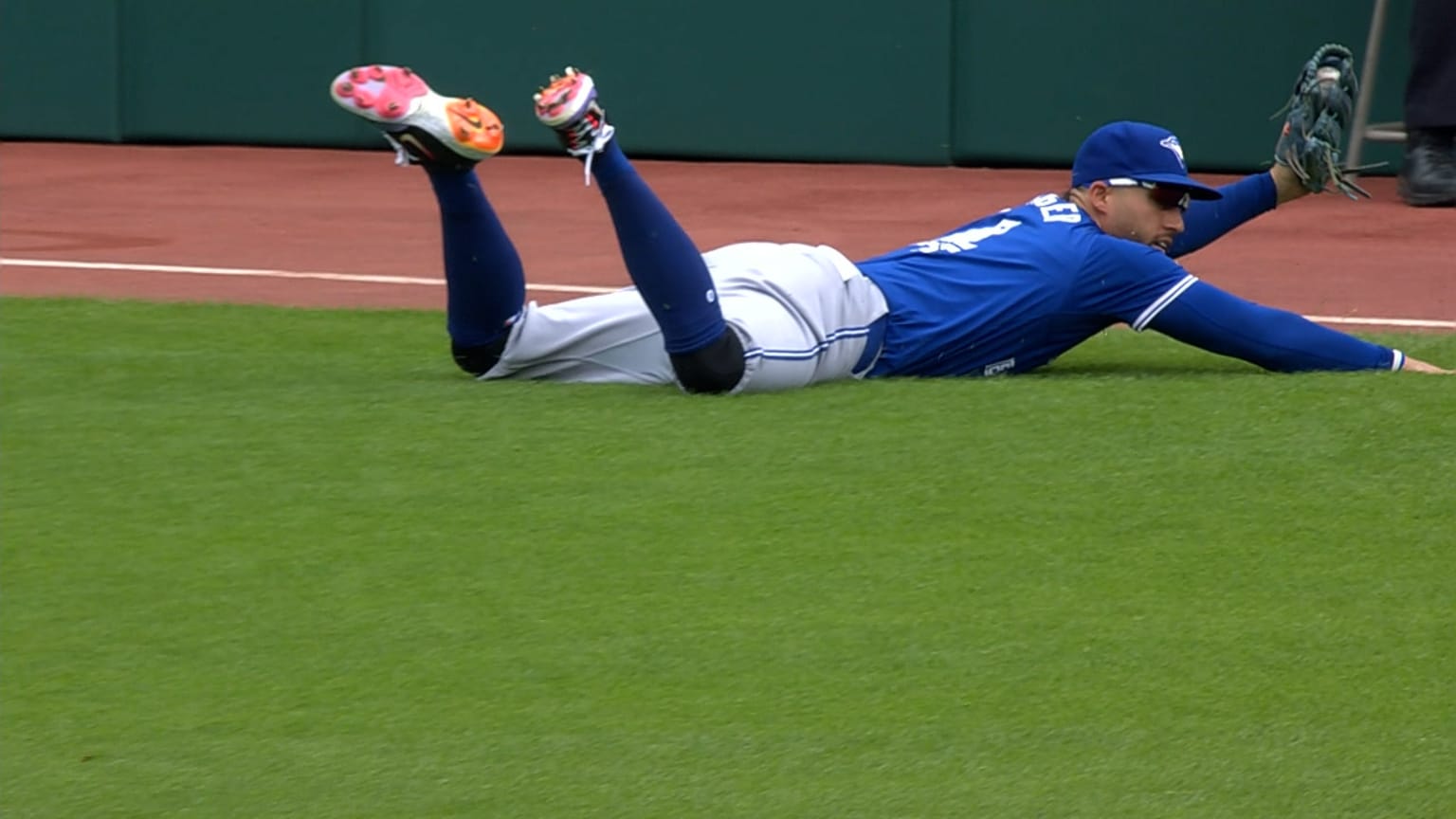 George Springer's diving grab | 06/23/2024 | Toronto Blue Jays