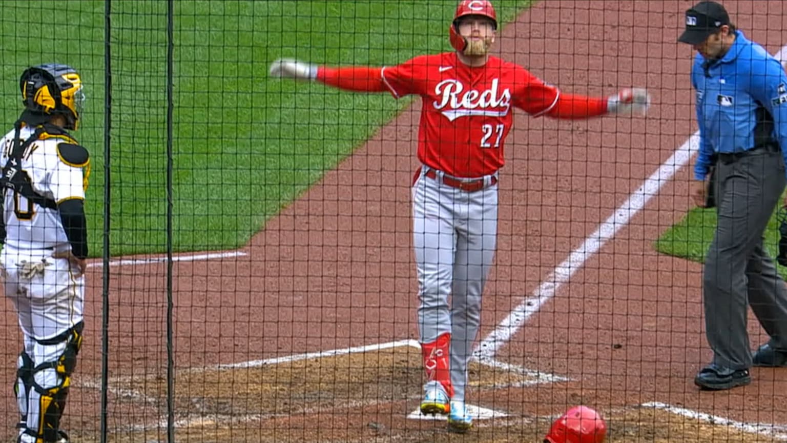 Jake Fraley takes the field for the Reds' City Connect debut, Take a jog  with Jake Fraley. #CityConnect, By Cincinnati Reds