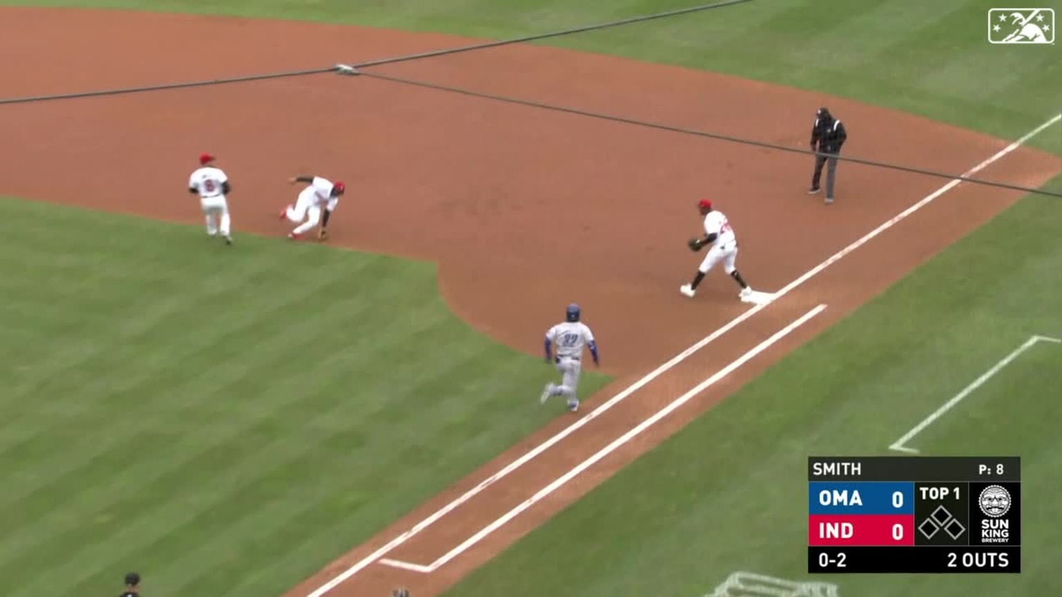 Nick Gonzales' slick scoop toss 04/01/2023