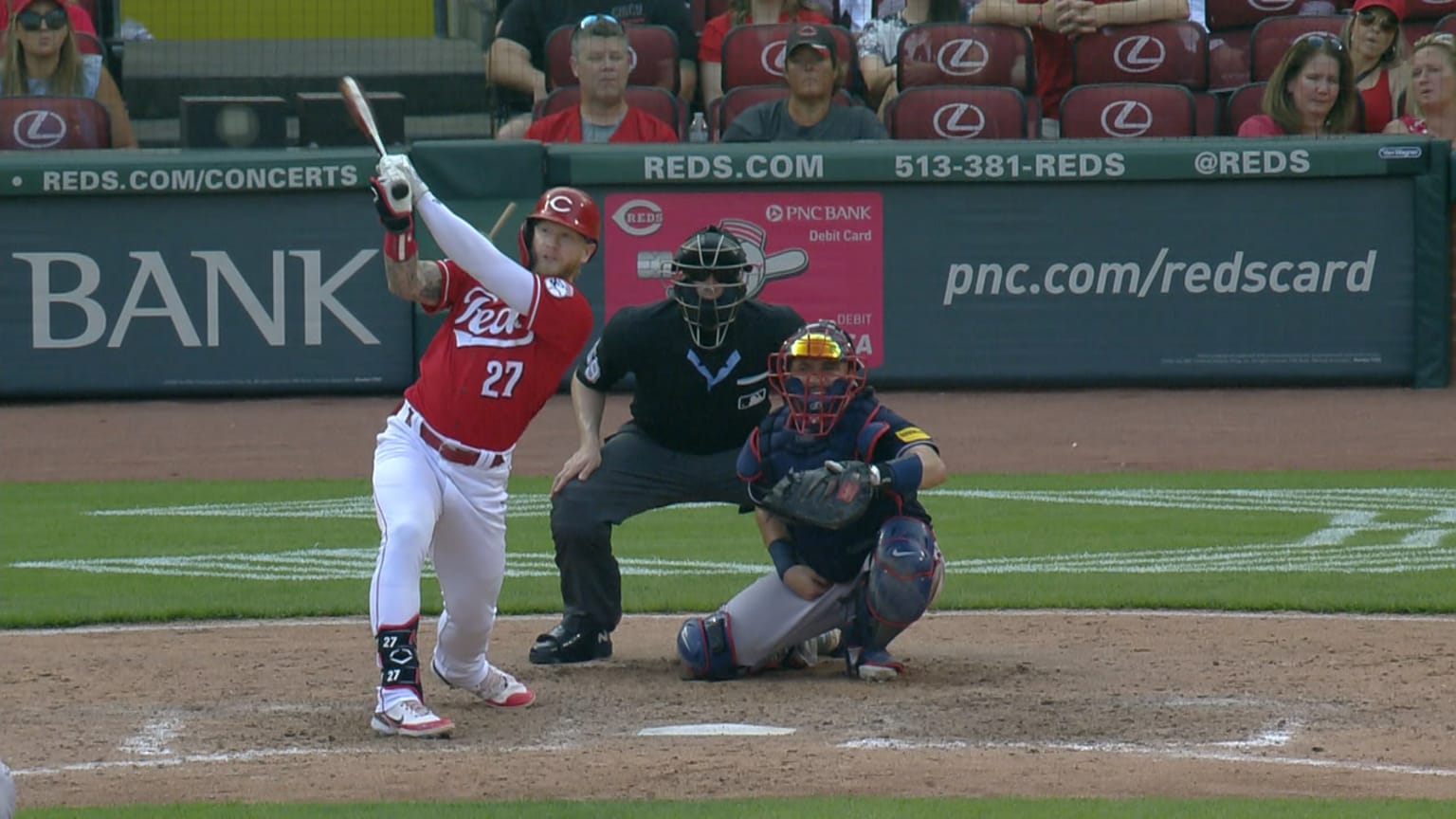 Jake Fraley homers to right field | 06/24/2023 | Cincinnati Reds
