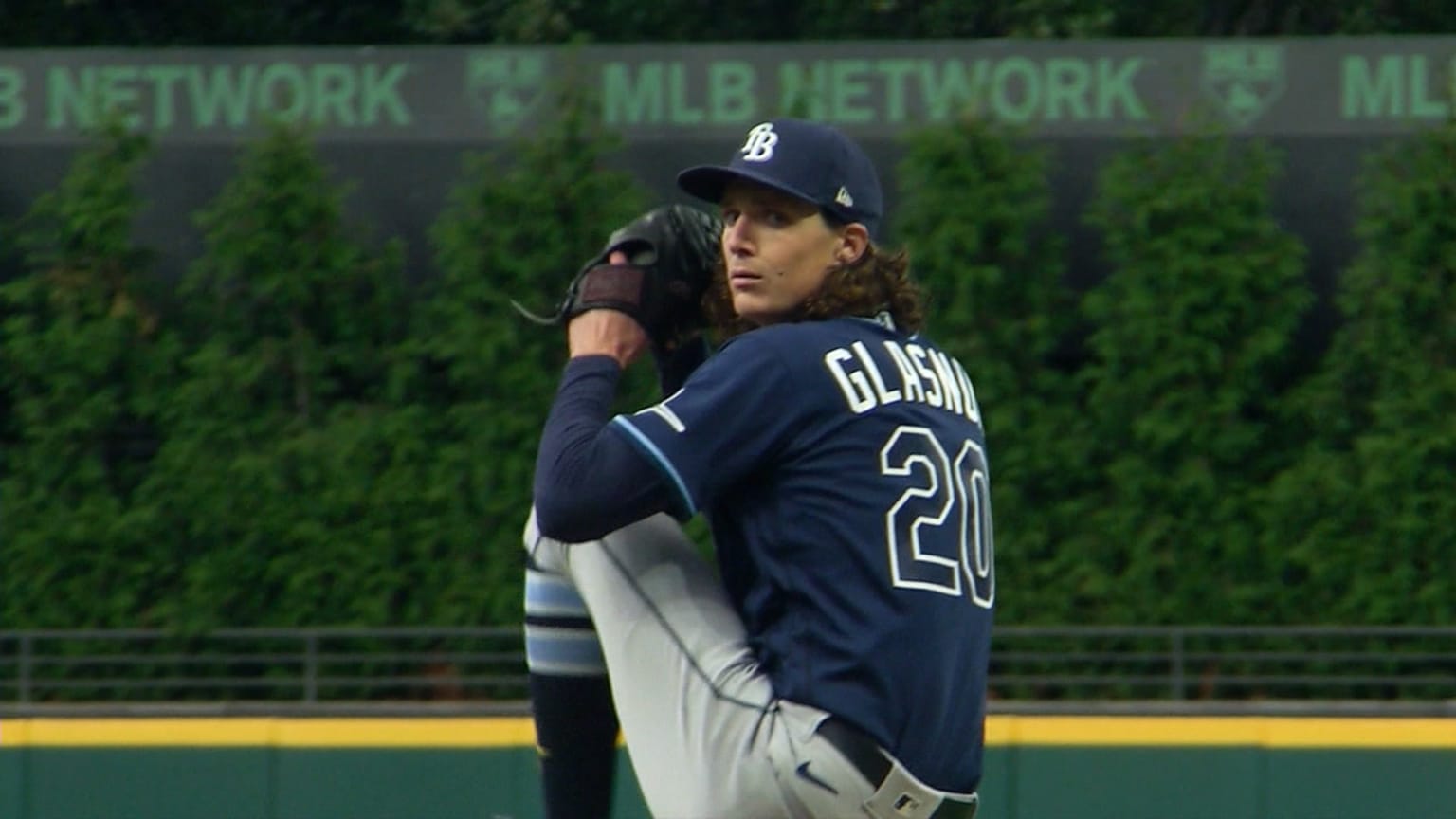 Rays ace Glasnow throws BP, hasn't ruled out return in 2022