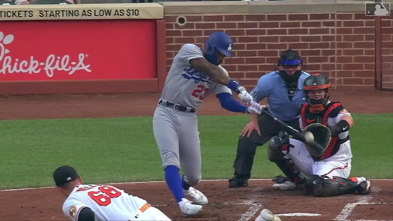 Jason Heyward rips a three-run home run in the 2nd | 07/18/2023 | Los ...