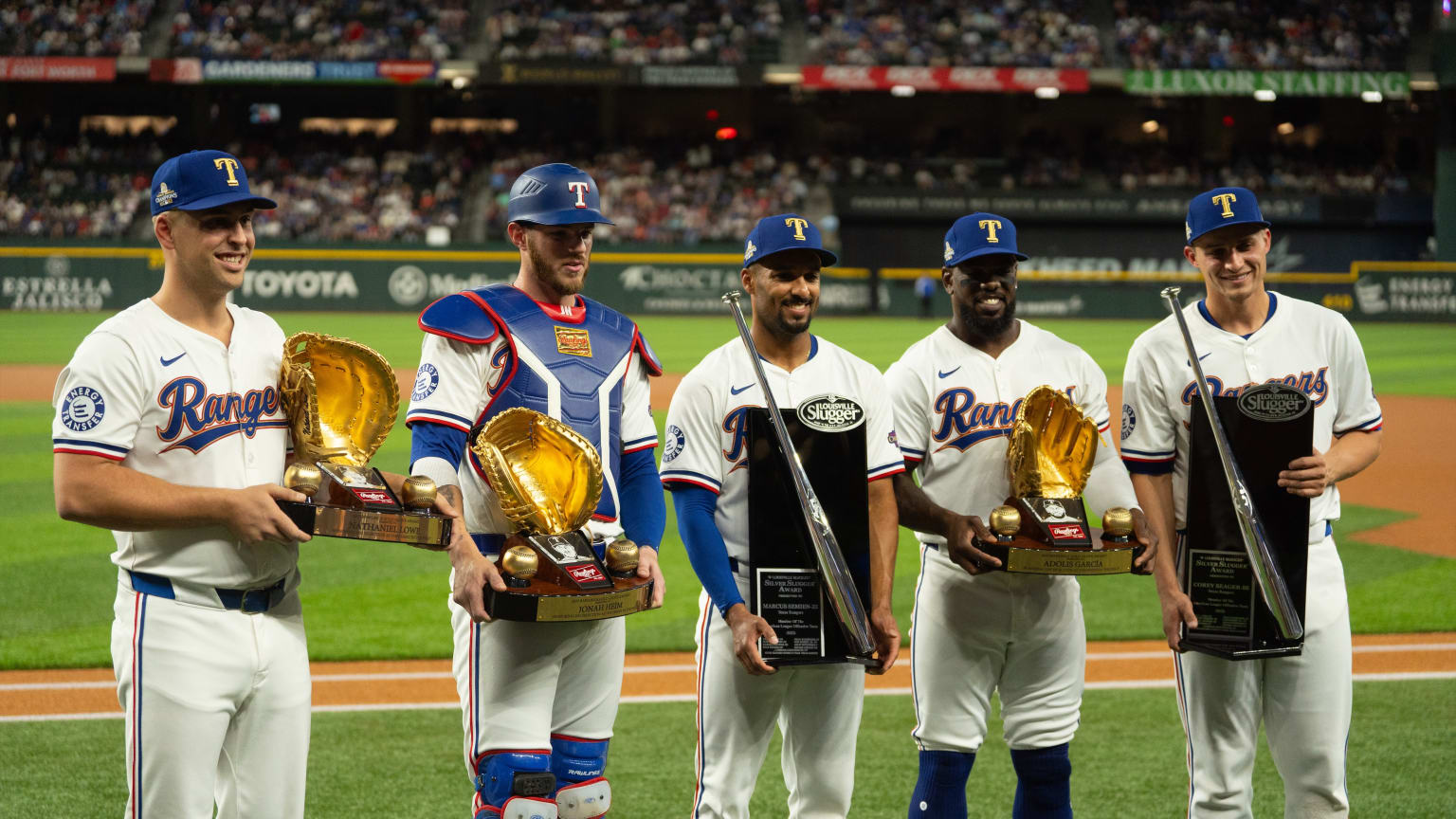 Rangers receive Silver Slugger, Gold Glove Awards 04/10/2024