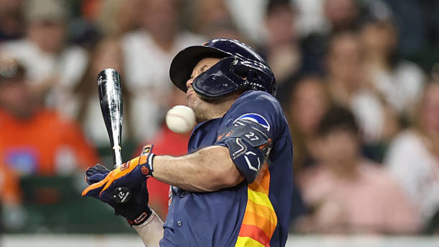 Jose Altuve gets hit by a pitch after review | 09/21/2025
