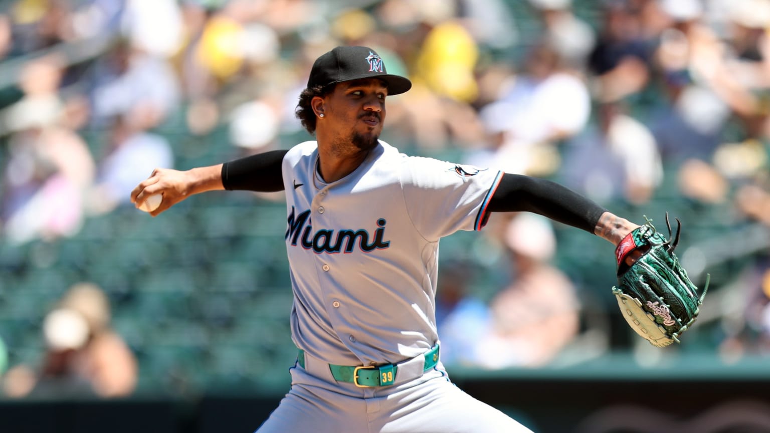 Eury Pérez completes six perfect innings | 07/05/2026 | MLB.com