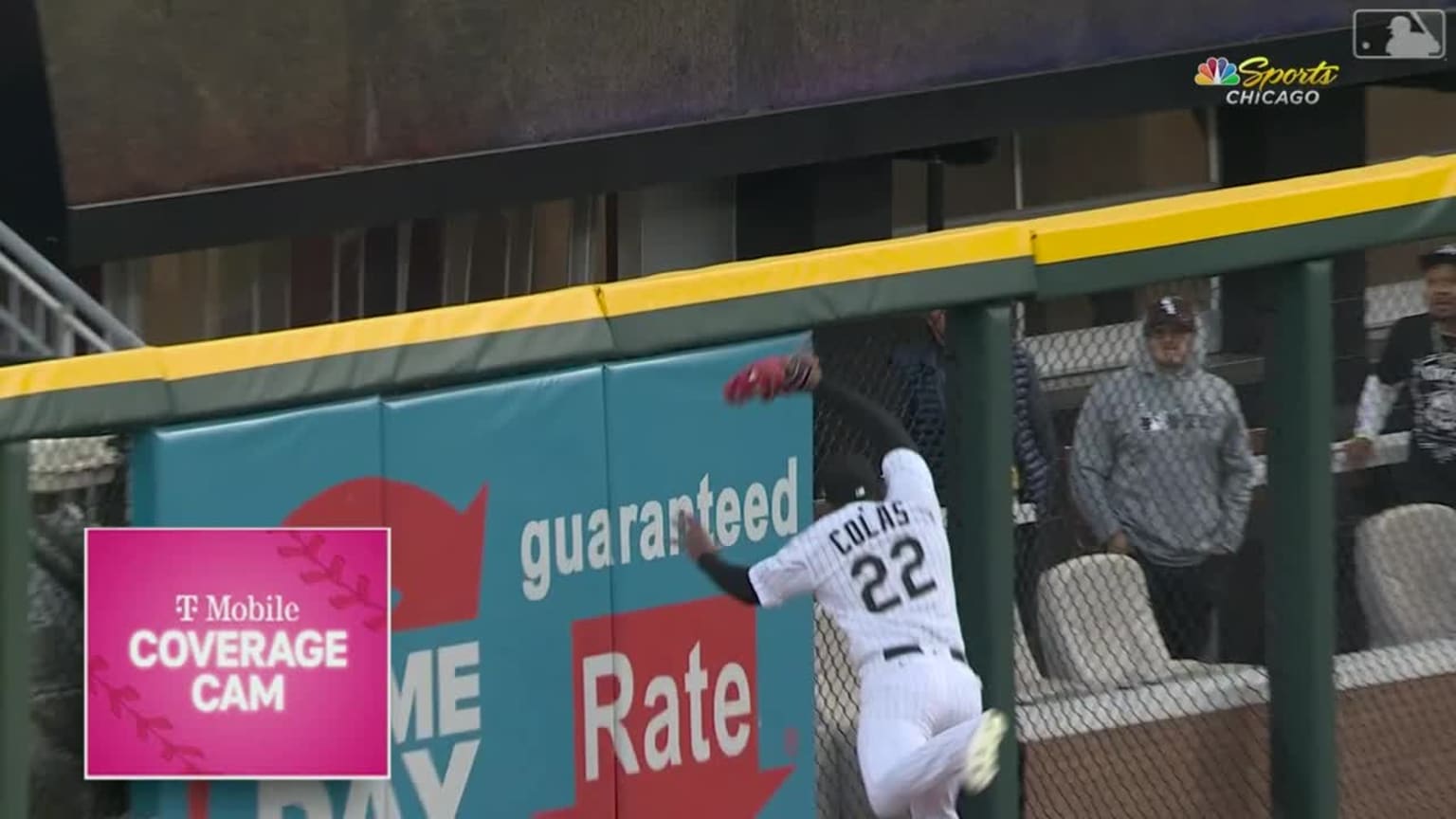 Oscar Colás' leaping grab | 04/27/2023 | Chicago White Sox