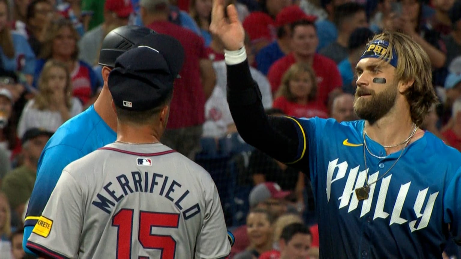 Bryce Harper, Whit Merrifield share a moment  | 08/30/2024 | MLB.com