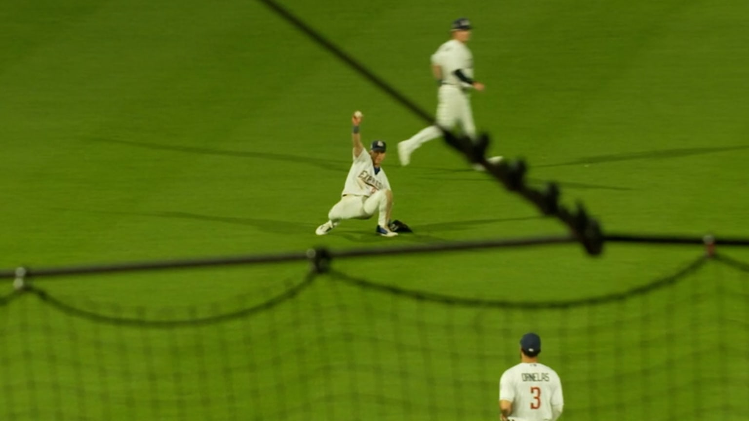 Sam Haggerty makes two incredible catches | 04/12/2025 | Texas Rangers