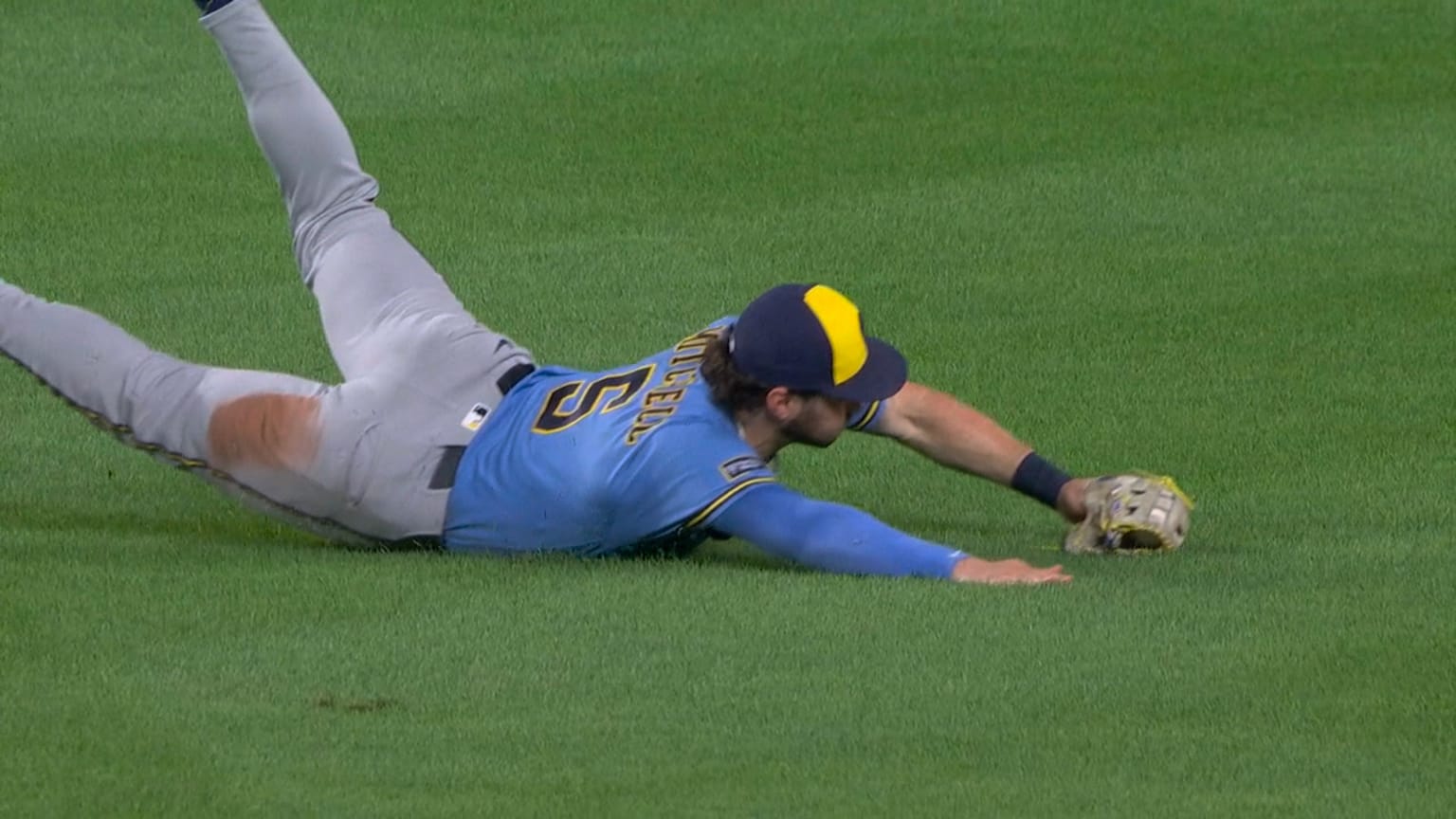 Garrett Mitchell's diving catch | 09/20/2026 | Milwaukee Brewers