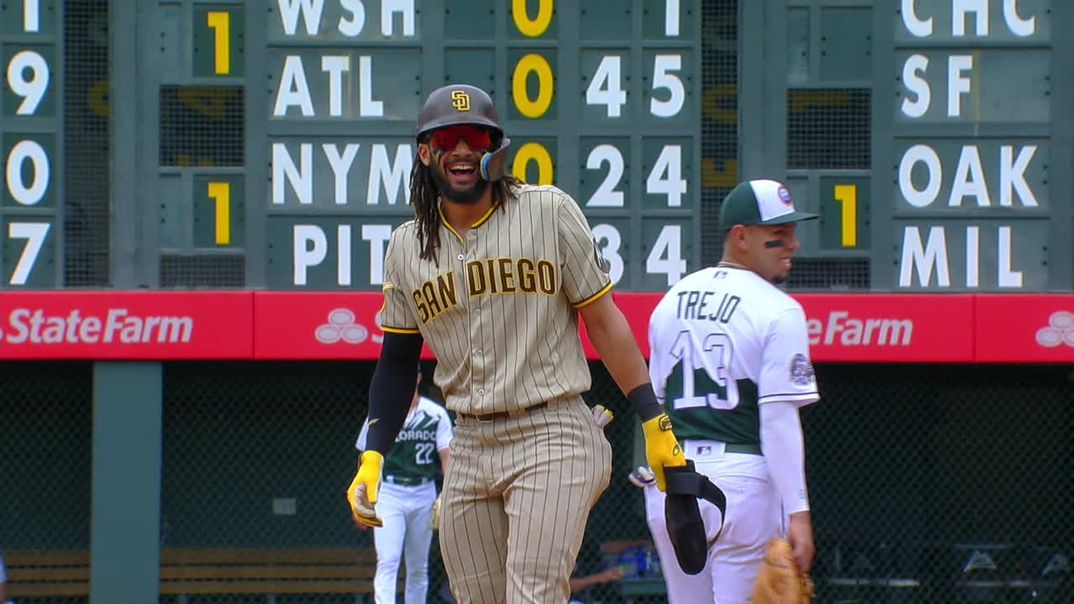 Tatis safe after review | 06/10/2023 | MLB.com