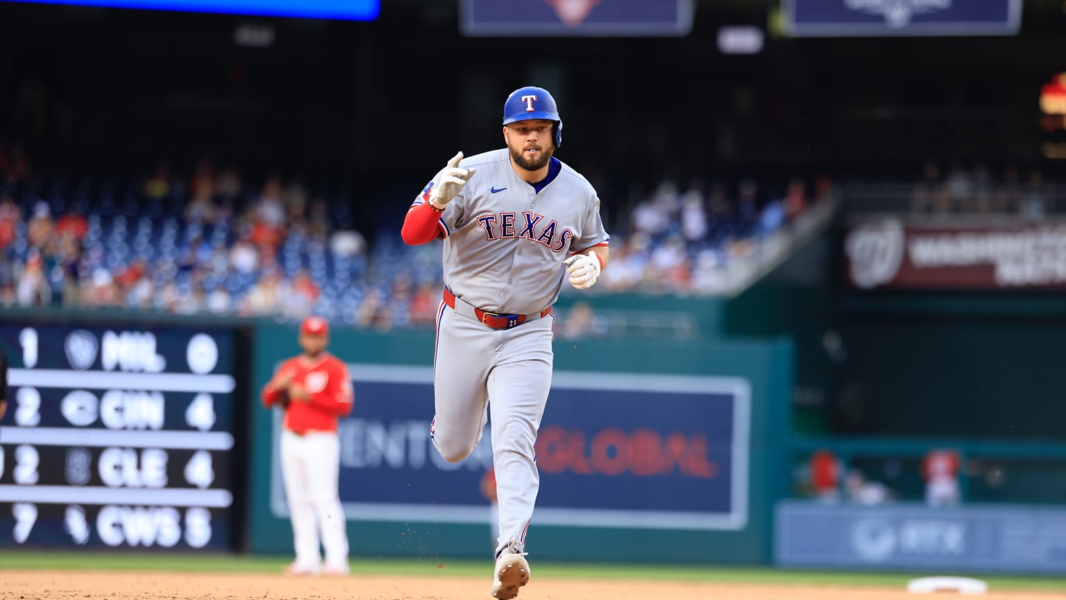 www.mlb.com