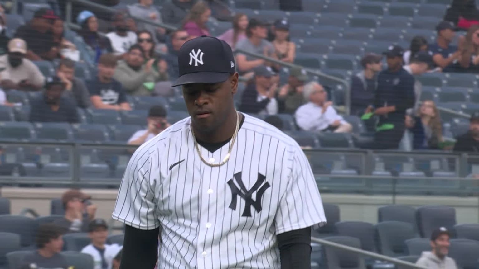 Luis Severino strikes out three, 05/10/2023