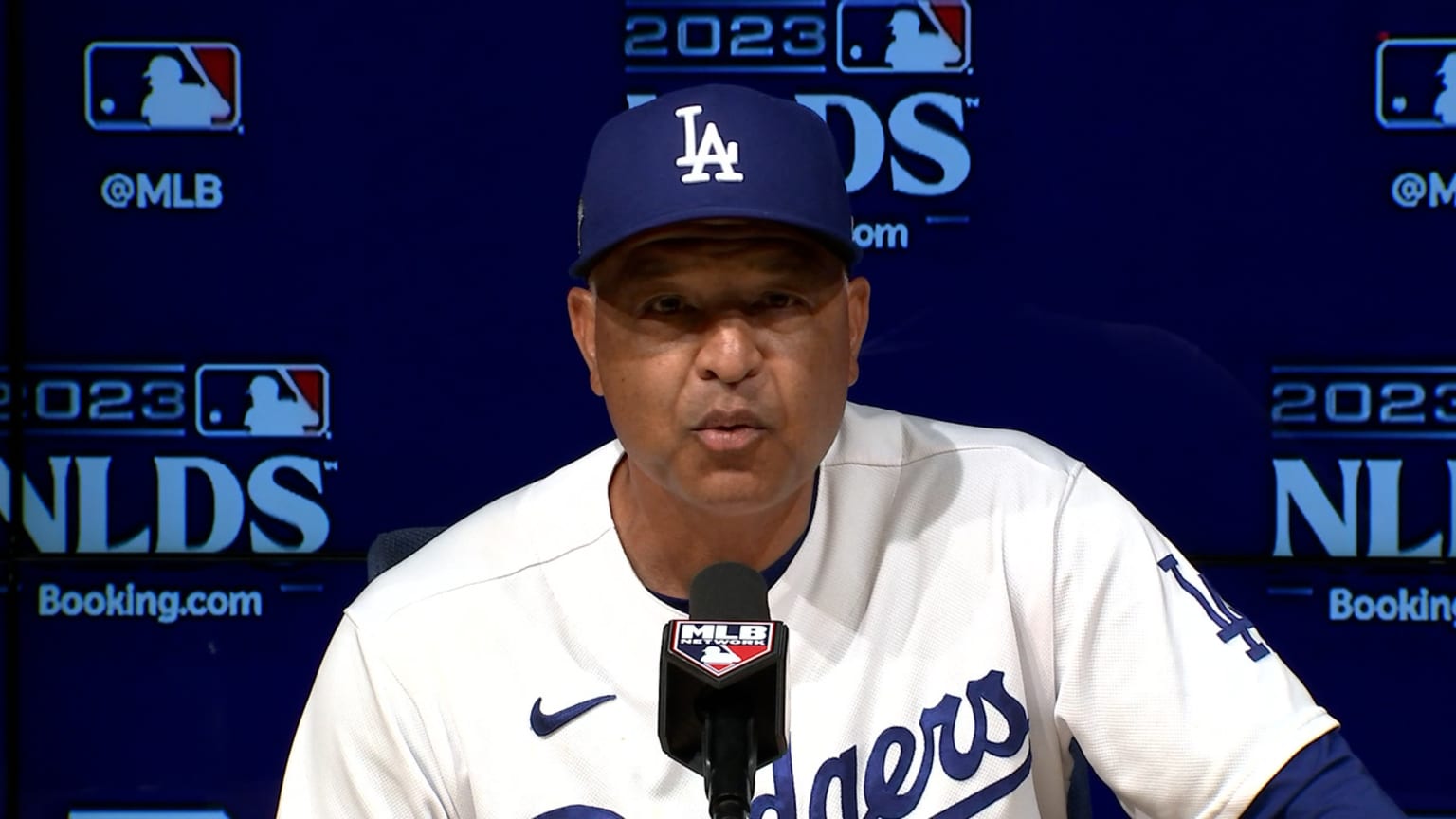 Dave Roberts says the Dodgers are planning to open up Wednesday's simulated  game at Dodger Stadium to season ticket holders ⚾️ . (Via…