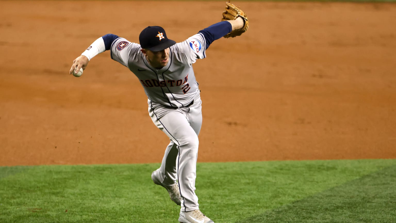 Alex Bregman willing to move to second base 11/08/2024