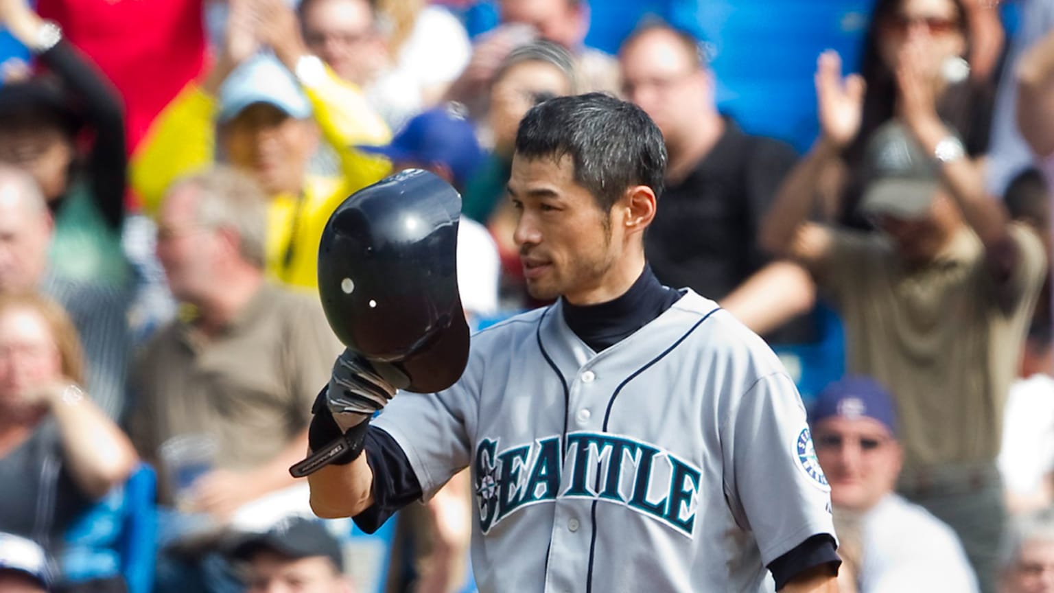 SEA@TOR: Ichiro gets No. 200 for 10th straight year | 09/23 SEA@TOR: Ichiro gets No. 200 for 10th straight year | 09/23