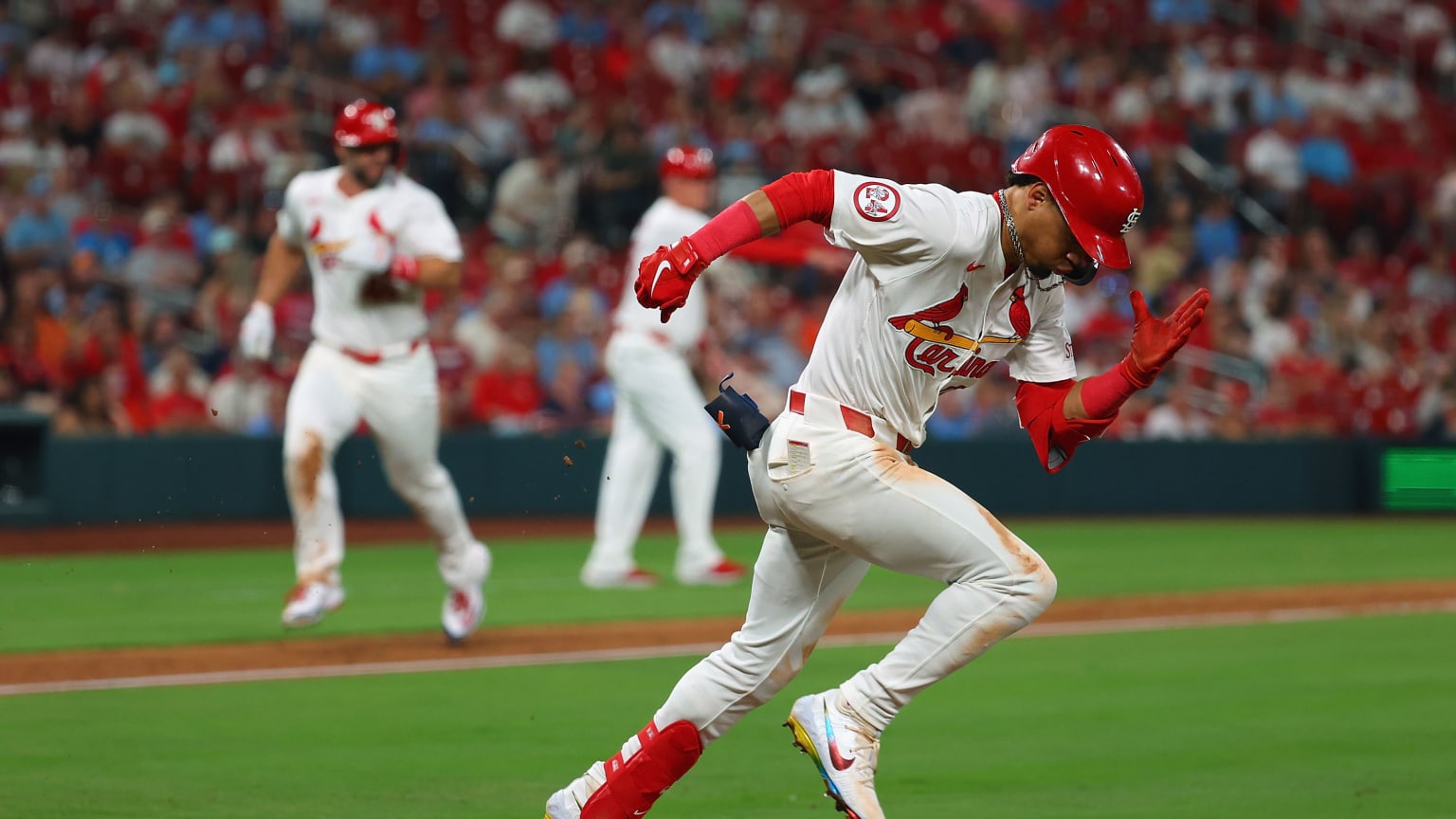 Masyn Winn's RBI infield single | 05/20/2024 | St. Louis Cardinals
