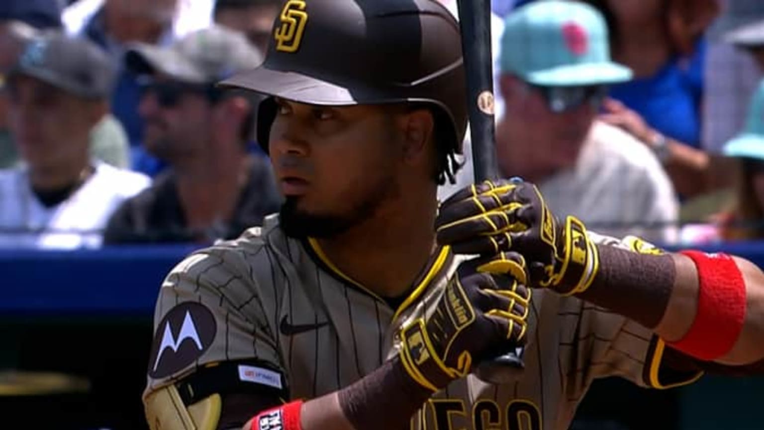 Luis Arráez Pega Hit Remolcador En La 5ta 02 06 2024 Los Padres De