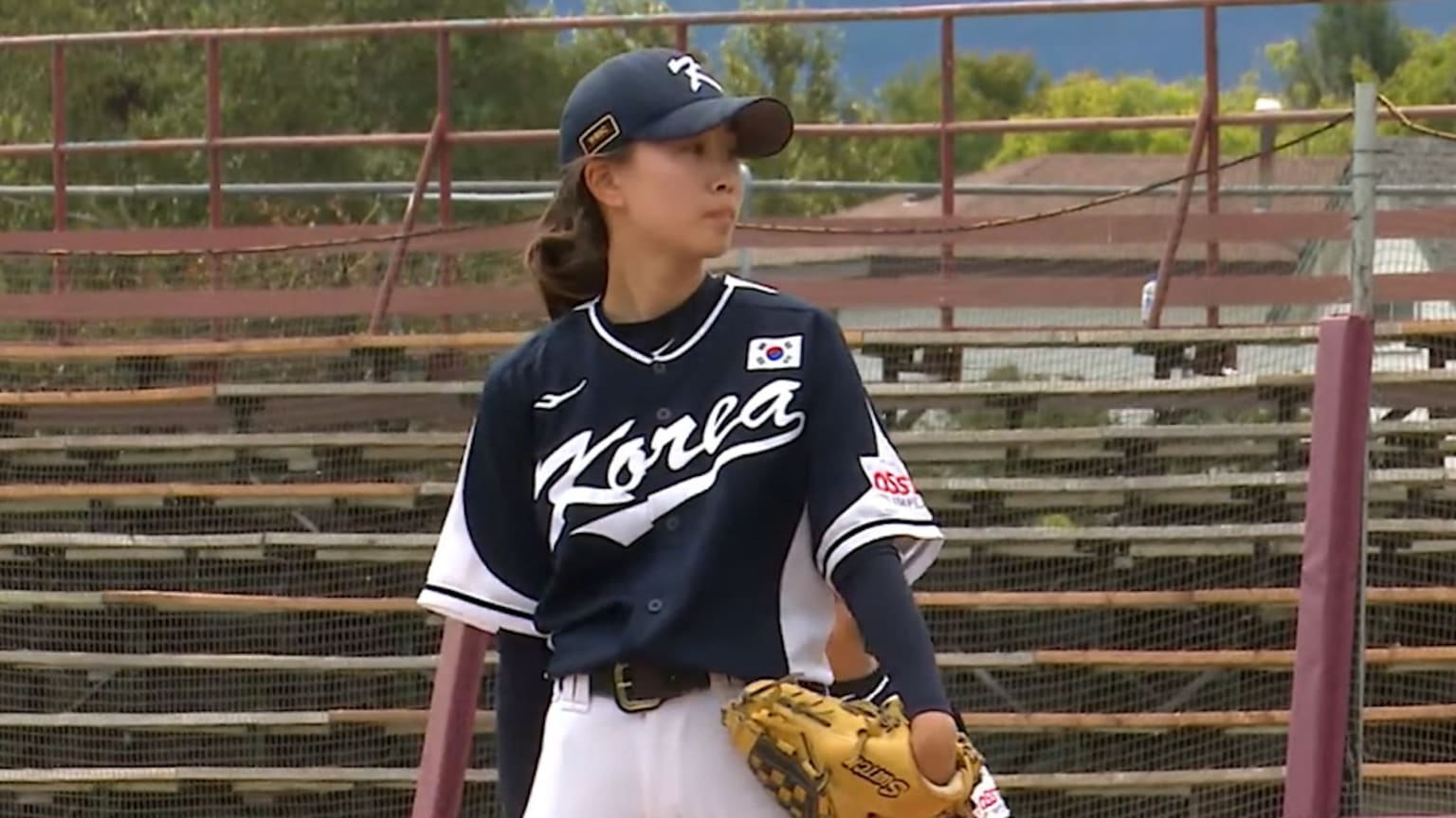 Ji Sook Lee strikes out Heath looking | 08/11/2023 | MLB.com