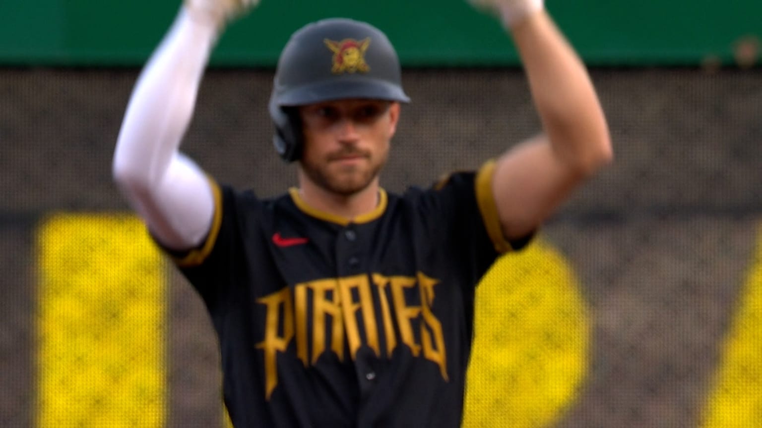 Brandon Lowe pega tres hits ante los Rays | 17/04/2026 | Los Pirates de ...