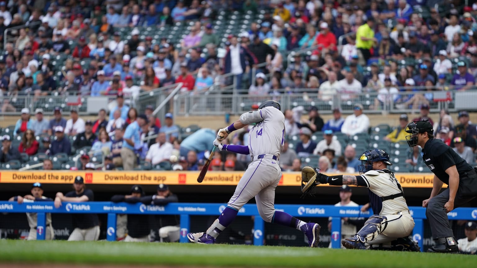 Ezequiel Tovar's sacrifice fly