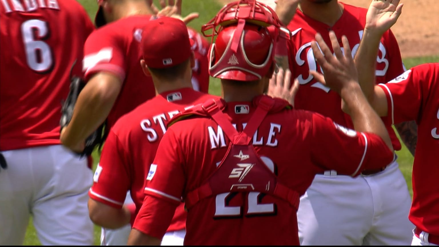 Derek Law fans Yastrzemski to secure Reds' victory 07/20/2023