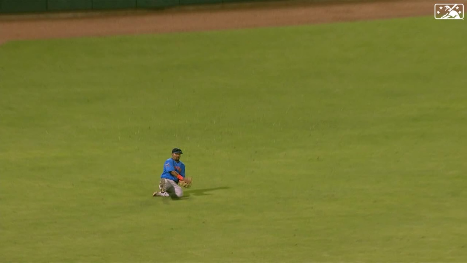 Sahid Valenzuela makes unbelievable grab | 08/02/2023 | MLB.com