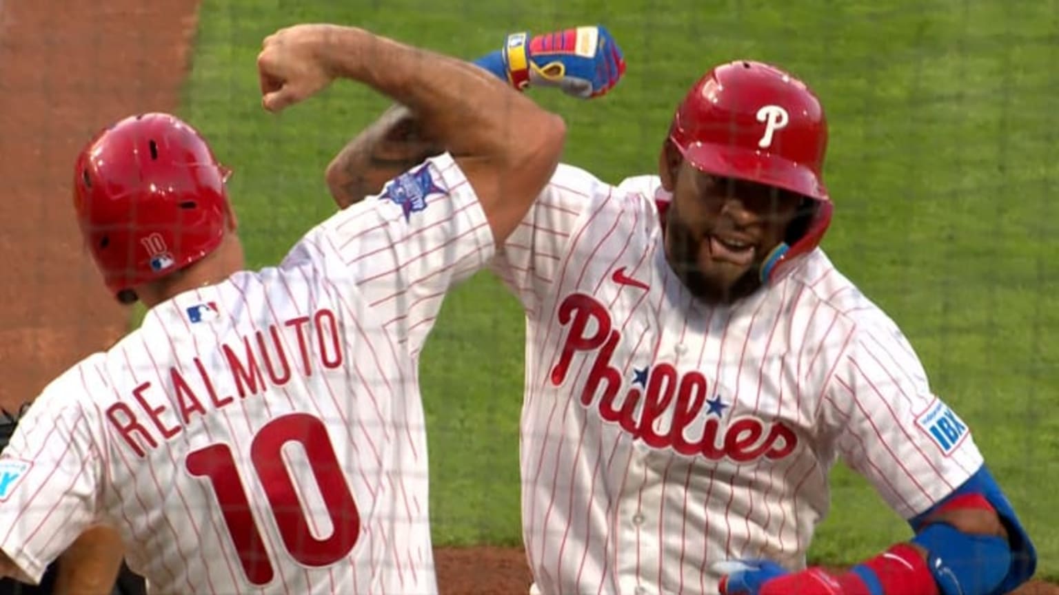 Edmundo absolutely CRUSHES a three-run homer 💥🔔 | 04/14/2026 | MLB.com