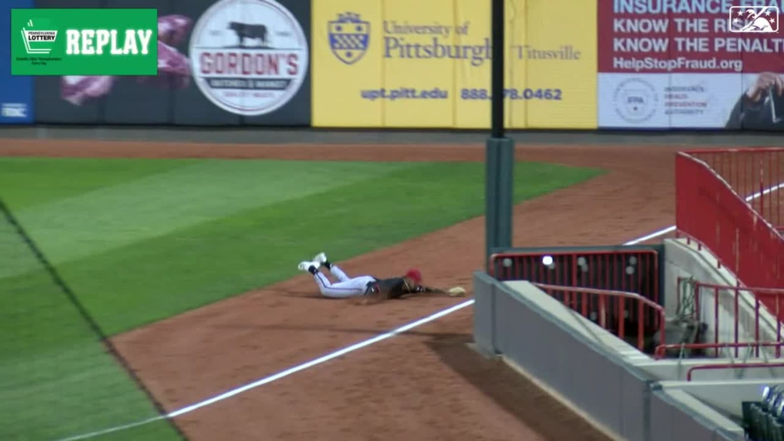 Victor Bericoto's diving catch 09/14/2023