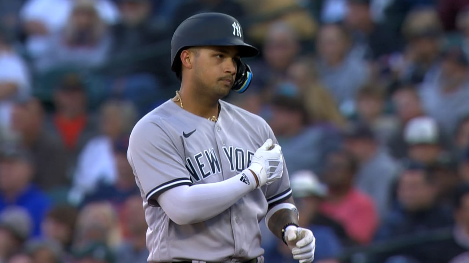 Everson Pereira slaps an RBI single to left field 08/30/2023 New