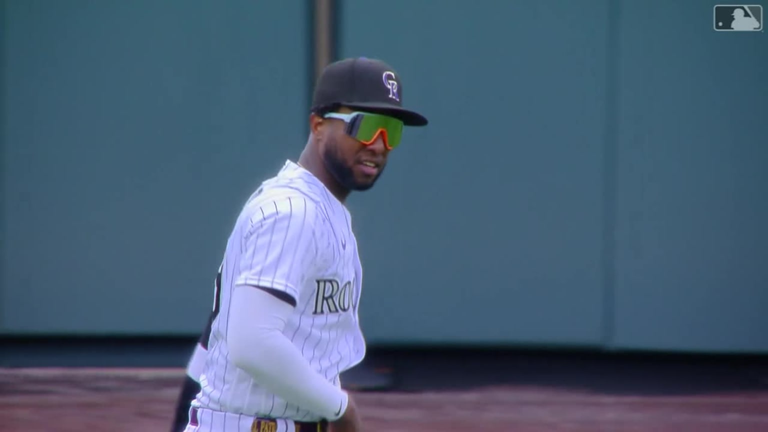 Jurickson Profar makes a diving catch in left field | 05/04/2023 | MLB.com