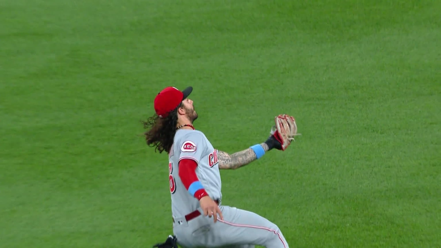 Jonathan India makes an over-the-shoulder catch | 06/27/2023 | New York ...