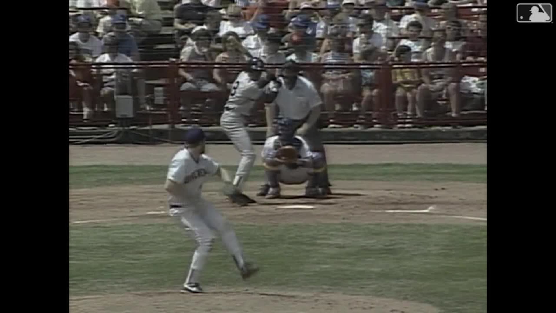 TBT: Reliving Deion Sanders' baseball career