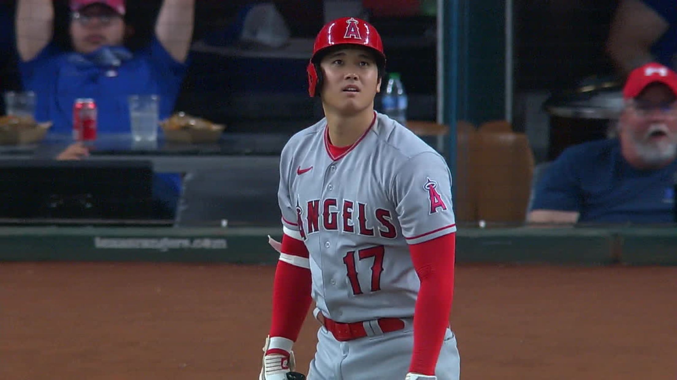 Shohei Ohtani hammers a two-run homer to center field | 06