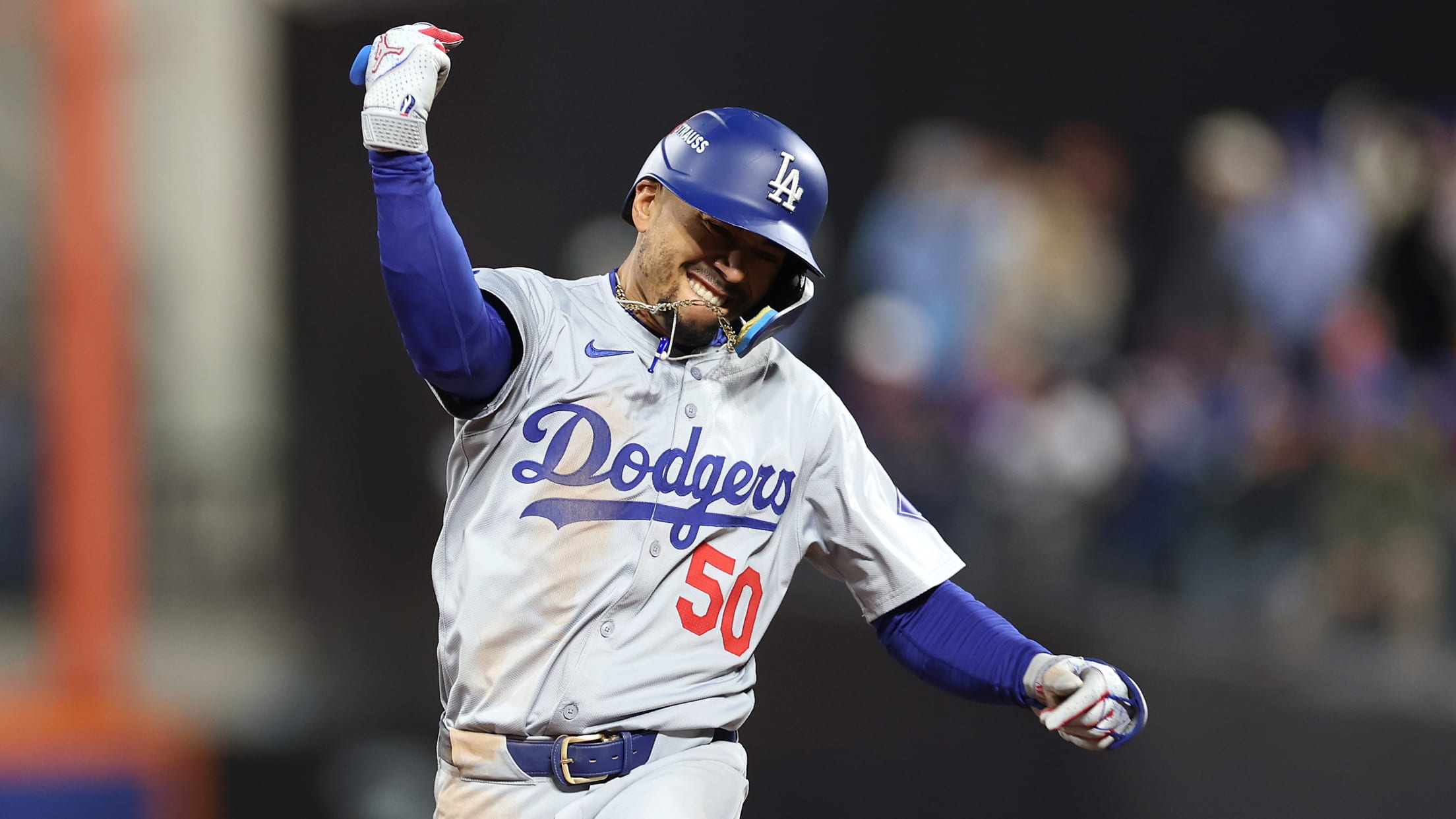 MLB うごい 2024年Bowman BEST ムーキー・ベッツ(ドジャース)No