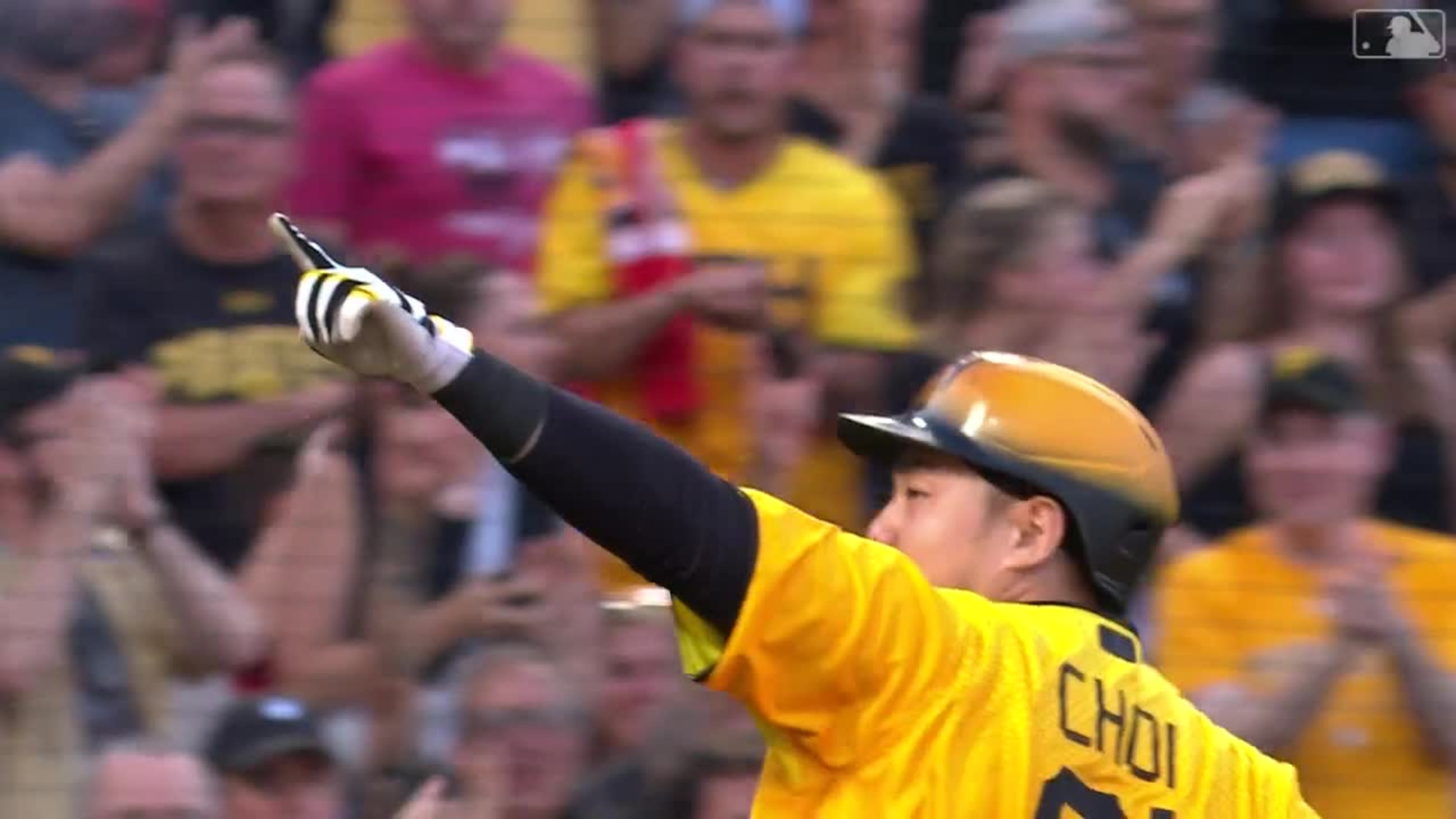 Ji Man Choi's solo homer (2), 04/11/2023