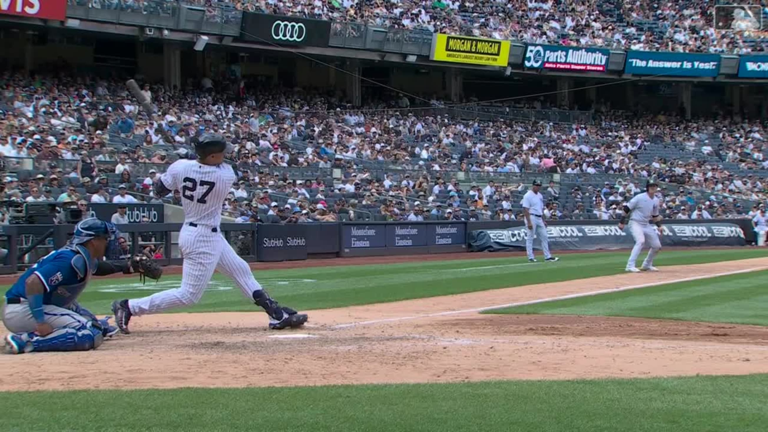 Stanton crushes a solo homer (8), 07/08/2023