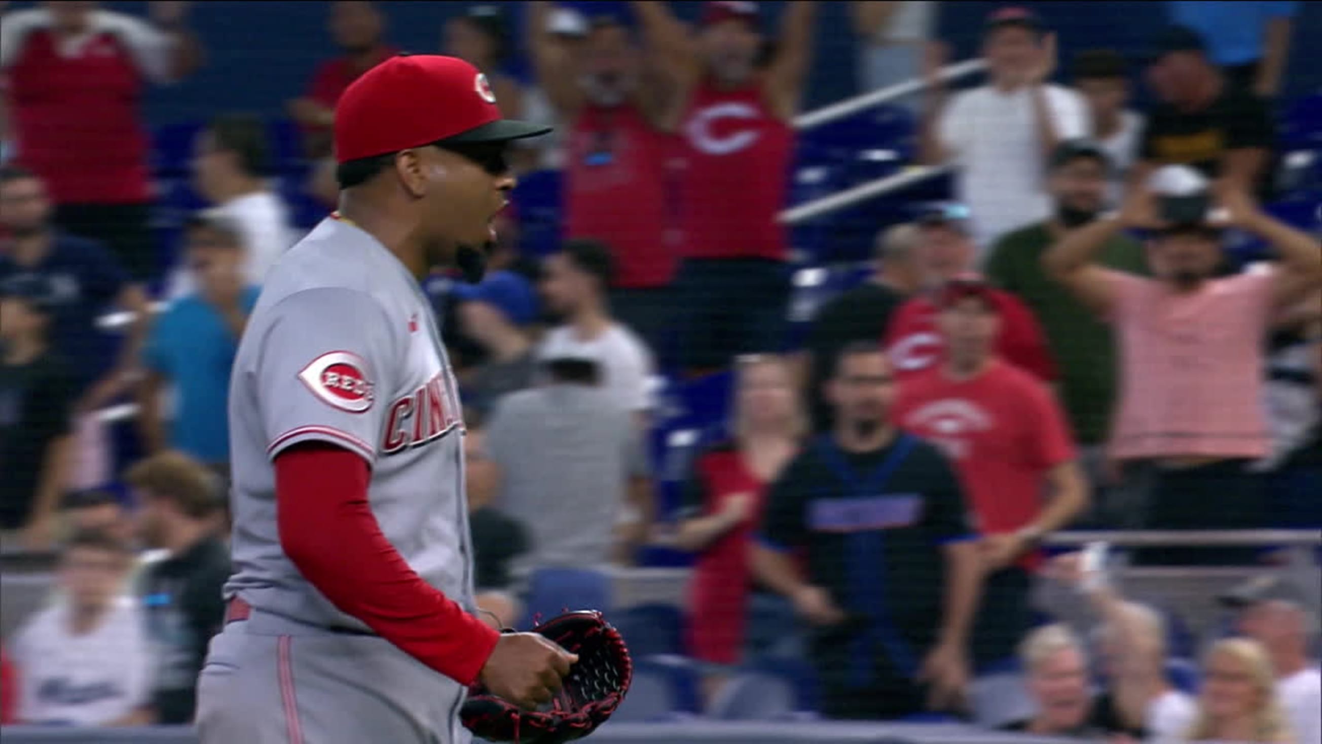 Alexis Diaz gets first save for Cincinnati Reds vs. Guardians