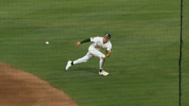 Zack Gelof's diving catch