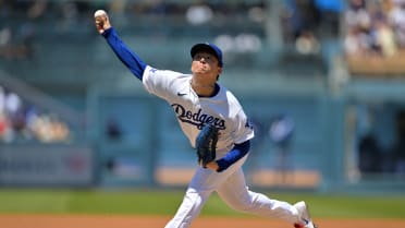 Yoshinobu Yamamoto fans 10, earns win vs. Phillies