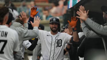 Matt Vierling's two-run home run (1)