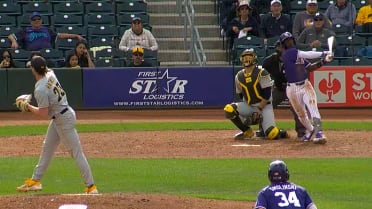 Dee Kennedy's grand slam