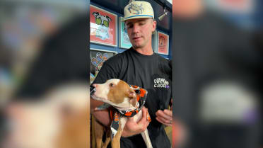 Pete Alonso visits local Baltimore animal shelter