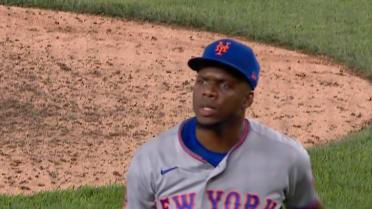 Huascar Brazobán escapes the jam again in 11th 