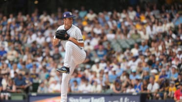 Jacob Misiorowksi begins his outing with a K