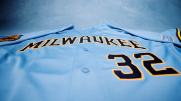 Brewers unveil new powder blue road jerseys