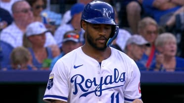 Maikel Garcia doubles after bee sting