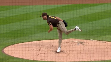 Robbie Ray strikes out Francisco Lindor 