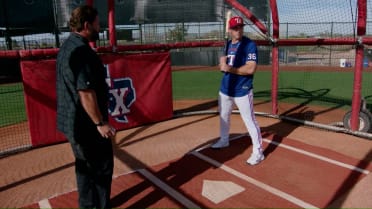 Wyatt Langford breaks down his approach to hitting