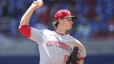 Brady Singer K's eight